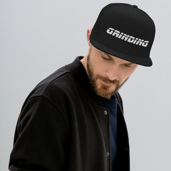 GRINDING Trucker Cap